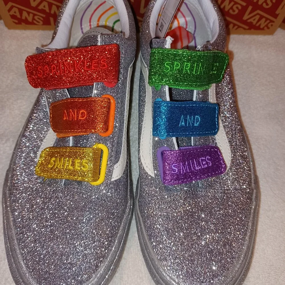 Vans Men's 4.5/Women's 6 Old Skool V Flour Shop Glitter